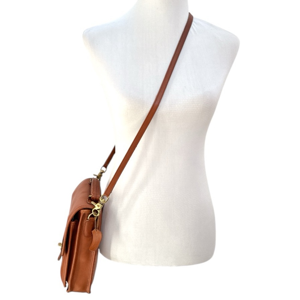 Coach Vintage Willis Station Leather Crossbody with Matching Checkbook Cover Tan - Picture 5 of 17